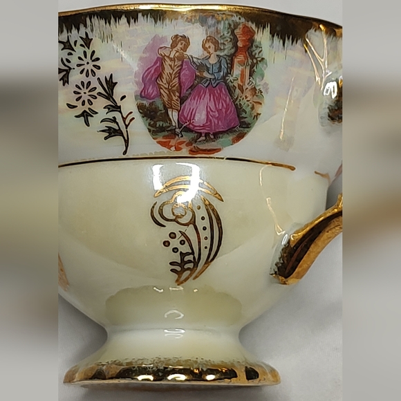 Vintage Unmarked Bone China Lusterware Courting Couple Teacup - Picture 3 of 8